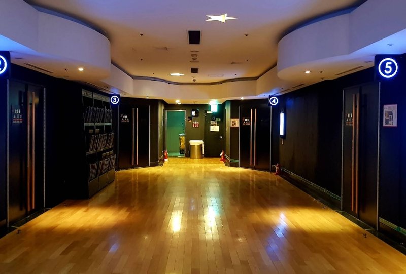 오리 CGV 전경 1